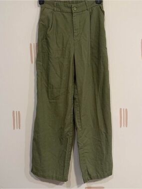 Women's Olive Green Straight-Leg Pants